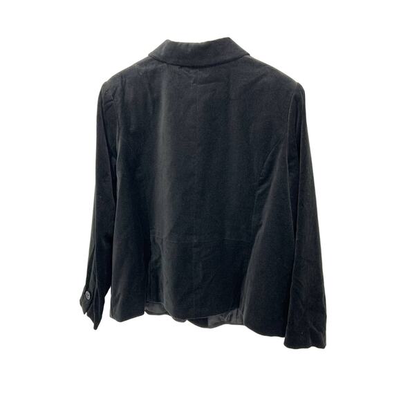 Studio Works Black Velvet Blazer w Pockets 3 Buttons  Size 18W NWT Whimsy Goth - Picture 4 of 6